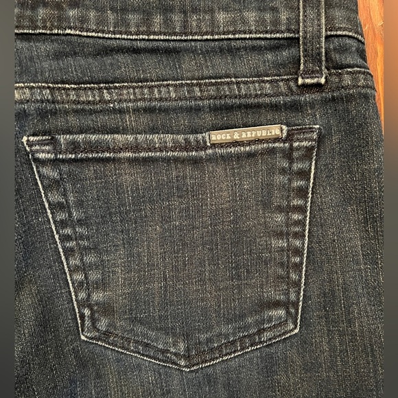 ROCK & REPUBLIC Dark Wash Berlin Style Jeans - Picture 6 of 6